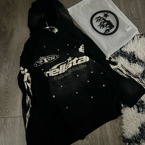 Hellstar Hoodie - Picture 2 of 3